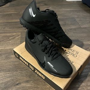 Nike Mercurial Vapor 15 Club TF Soccer Turf Shoes